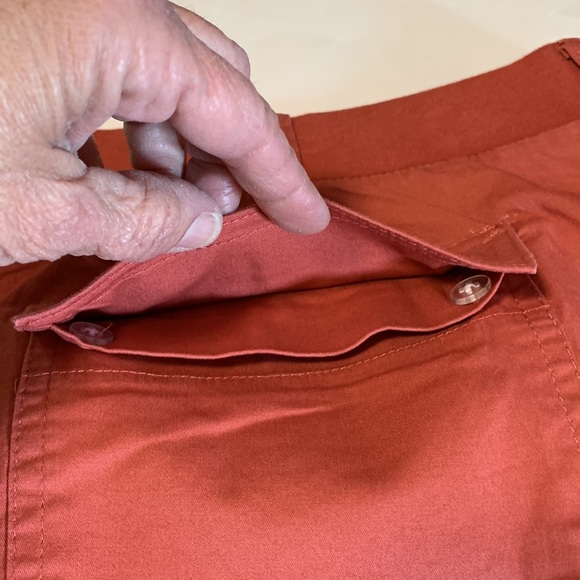 Lee misses utility shorts mid rise regular fit cinnamon color size 22M - Picture 7 of 9